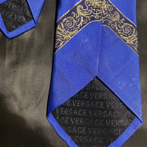 Versace Vintage - Picture 5 of 5